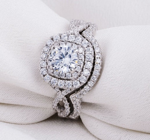 3.27ct Halo Twist Round Cut Wedding Ring Set Engagement Diamond